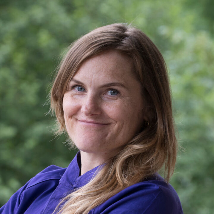 Cesy Leonard - a.j.schmidt-zerofoto; post-img